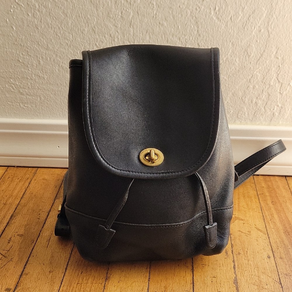 Vintage Coach Black Leather Backpack The Daypack Style Rucksack Drawstring Mini